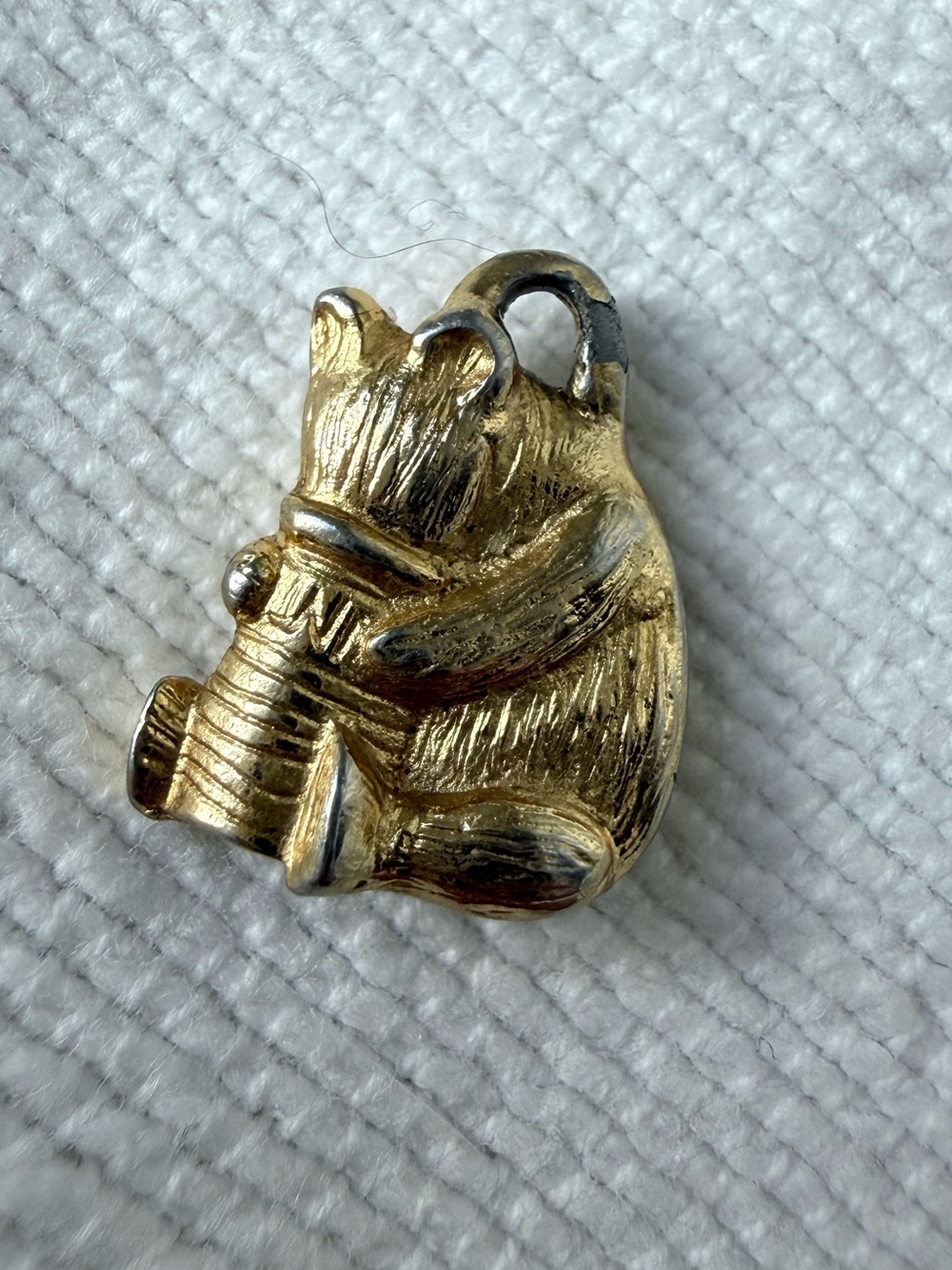 Vintage Disney Classic Pooh Pendant gold medal Charm from 1998 & 1952 Book Bund - Picture 2 of 8